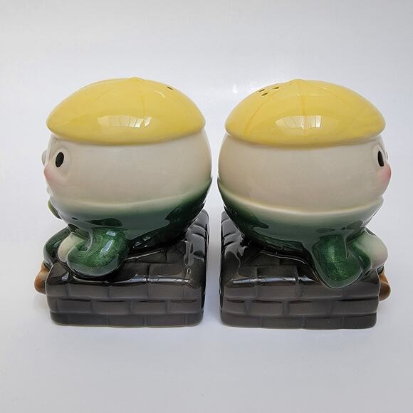 Humpty Dumpty Retro 50's Ceramic Salt and Pepper Shakers - Picture 3 of 9